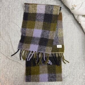 Aritzia Wilfred Free Scarf